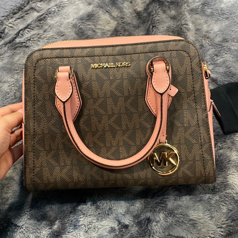 Michael Kors baby pink crossbody bag